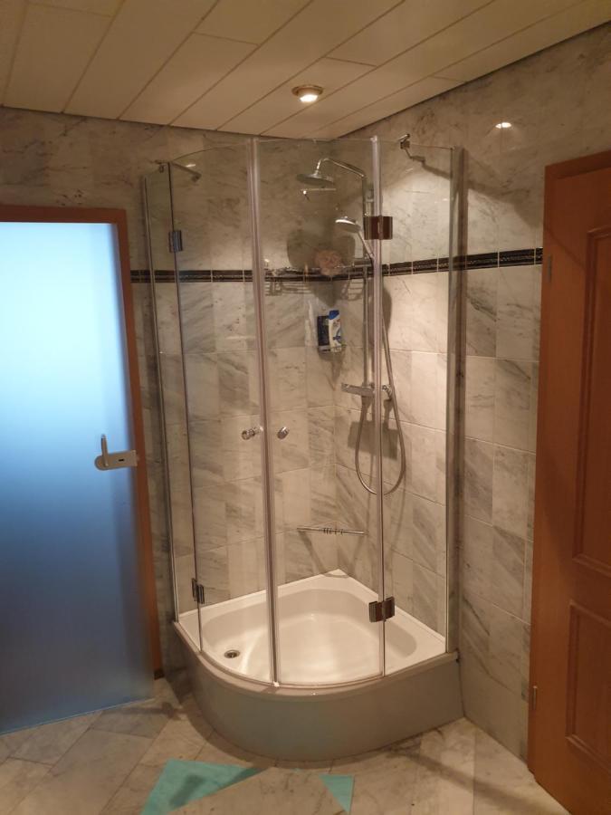 Wohnung Fuer 4 Personen, 2 Schlafzimmer, 2 Parkplaetze, Wlan Κωνσταντία Εξωτερικό φωτογραφία